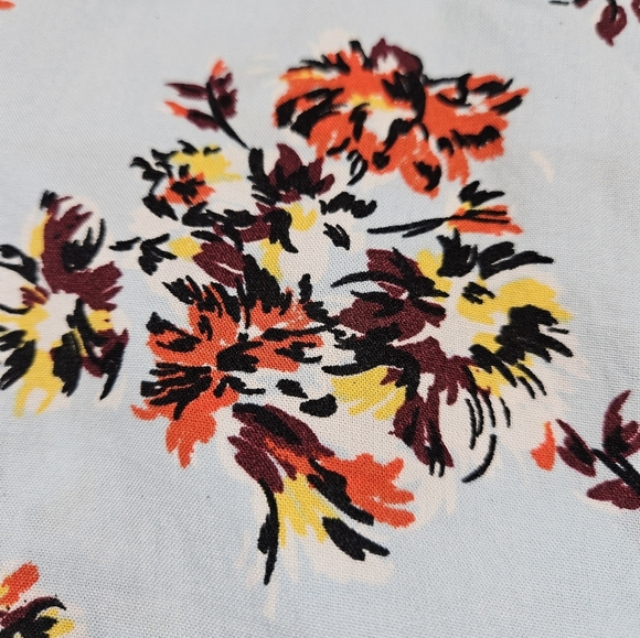 No Boundaries Strappy Racerback Floral Tank, Light Blue/Floral, XS - Picture 7 of 7